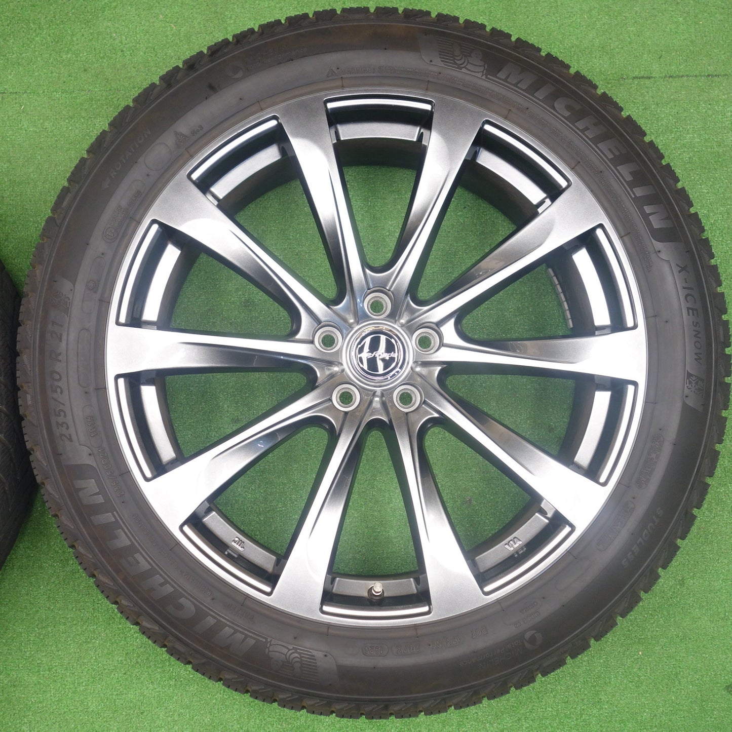 バリ溝！24年！9.5分★スタッドレス 235/50R21 ミシュラン X-ICE SNOW Lefinada レフィナーダ 21インチ PCD114.3/5H★6022501KTス