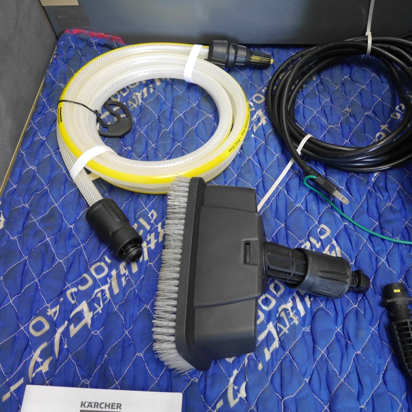 [送料無料] キレイ！付属品付き☆KARCHER ケルヒャー 家庭用 高圧 洗浄機 K3 サイレント ベランダ K3 SILENT 洗浄 清掃 掃除 洗車☆