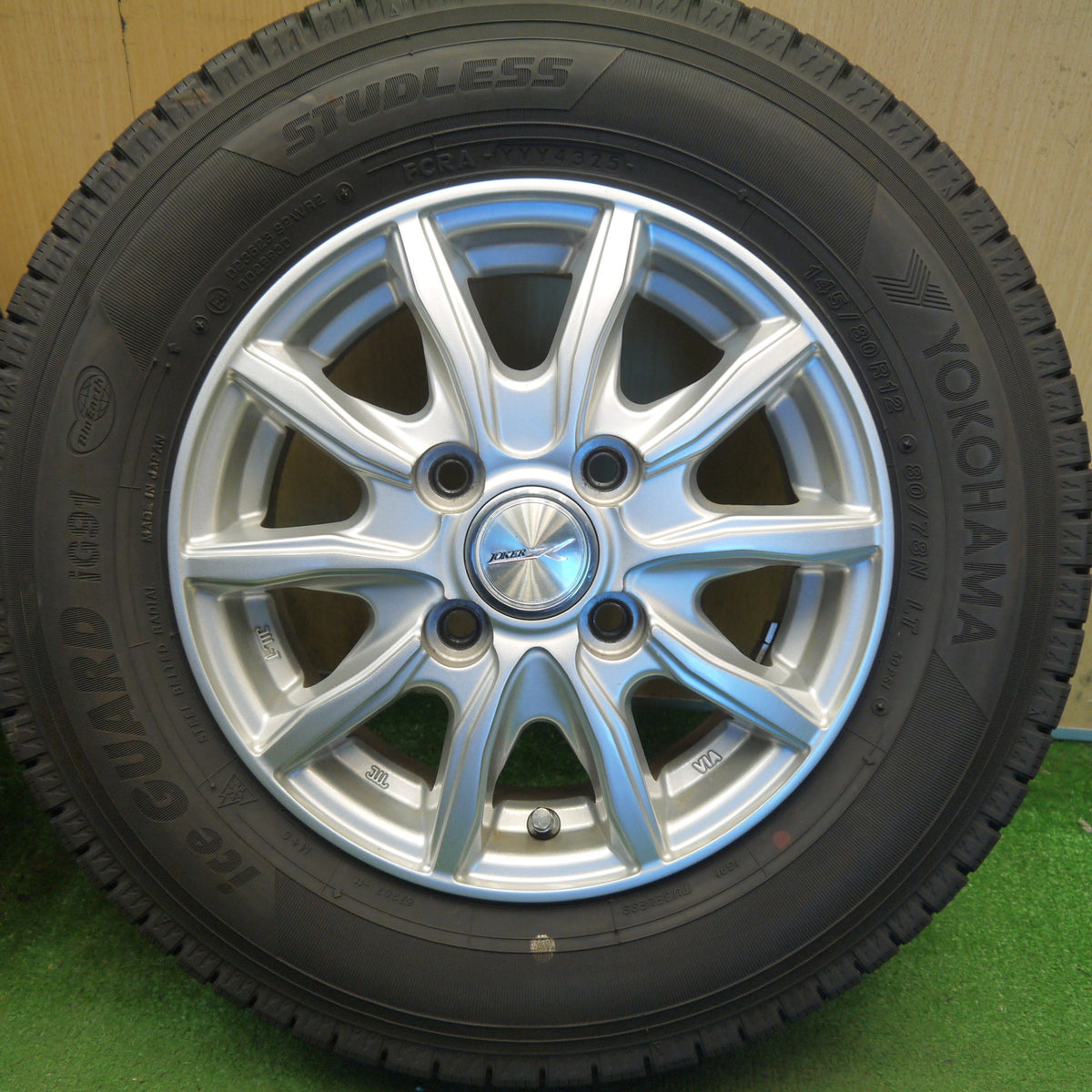 バリ溝！25年！キレイ！9.5分以上◎スタッドレス 145/80R12 80/78N ヨコハマ アイスガード iG91 JOKER ジョーカー 12インチ PCD100/4H◎6100606Hス