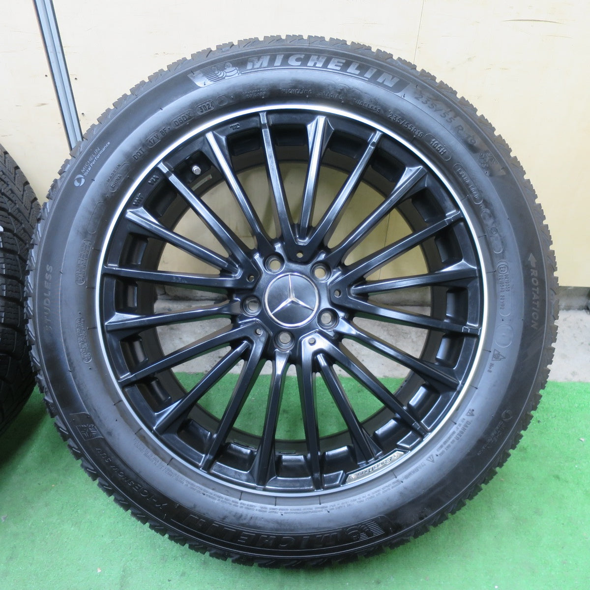 バリ溝！24年！キレイ！9分★ベンツ 等 EURO AXIS OPUS 235/55R19 スタッドレス ミシュラン X-ICE SNOW SUV 19インチ ユーロアクシス オーパス PCD112/5H★5111104TTス