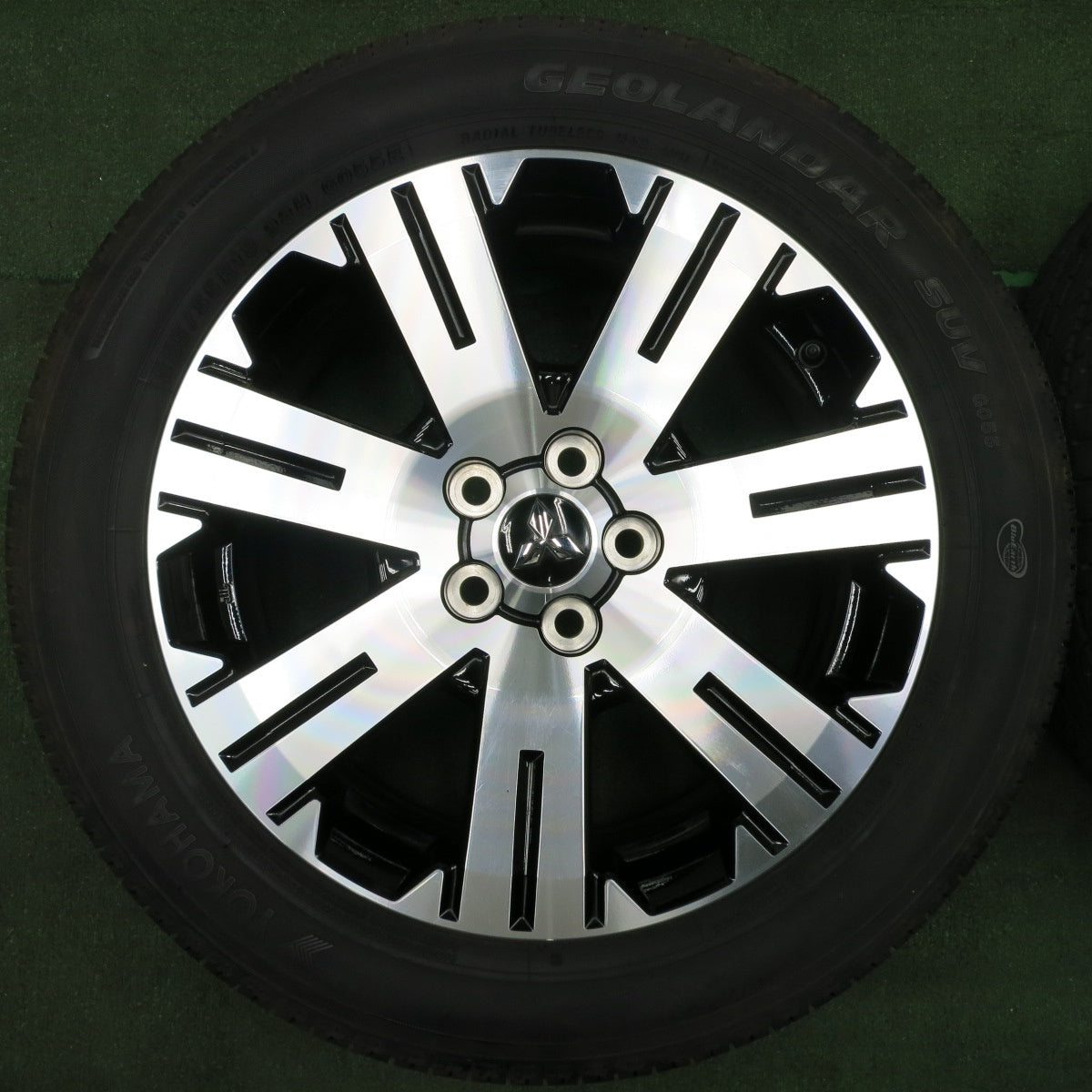 *送料無料* 超バリ溝！23年！綺麗！ほぼ10分★三菱 デリカ D:5 純正 ENKEI 225/55R18 ヨコハマ ジオランダー SUV G055E D5 PCD114.3/5H★4042604NJノ