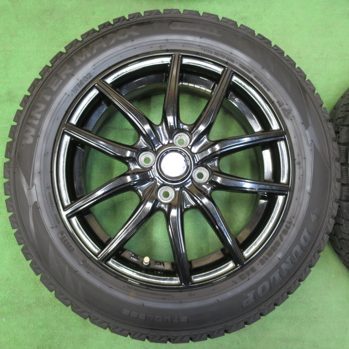 [送料無料] バリ溝！21年！キレイ！9.5分★スタッドレス G.speed 175/65R15 ダンロップ ウインターマックス WM02 Gスピード 15インチ PCD100/4H★4112505イス