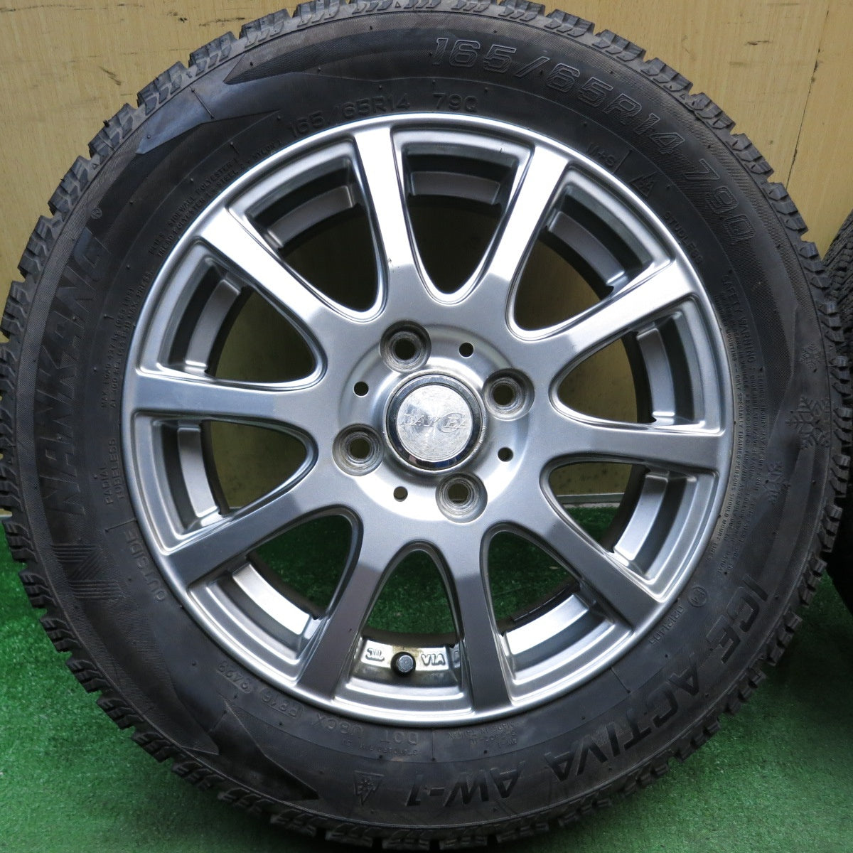 バリ溝！23年！9.5分◎スタッドレス 165/65R14 ナンカン アイスアクティバ AW-1 LAYCEA レイシア 14インチ ハスラー ソリオ 等 PCD100/4H◎6080405AKス