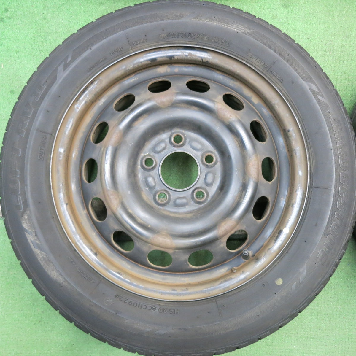 バリ溝！22年！9.5分★マツダ アクセラ アテンザ ビアンテ 等 純正 スチール 205/60R16 ブリヂストン LUFT RV2 16インチ PCD114.3/5H★5100503HAノ
