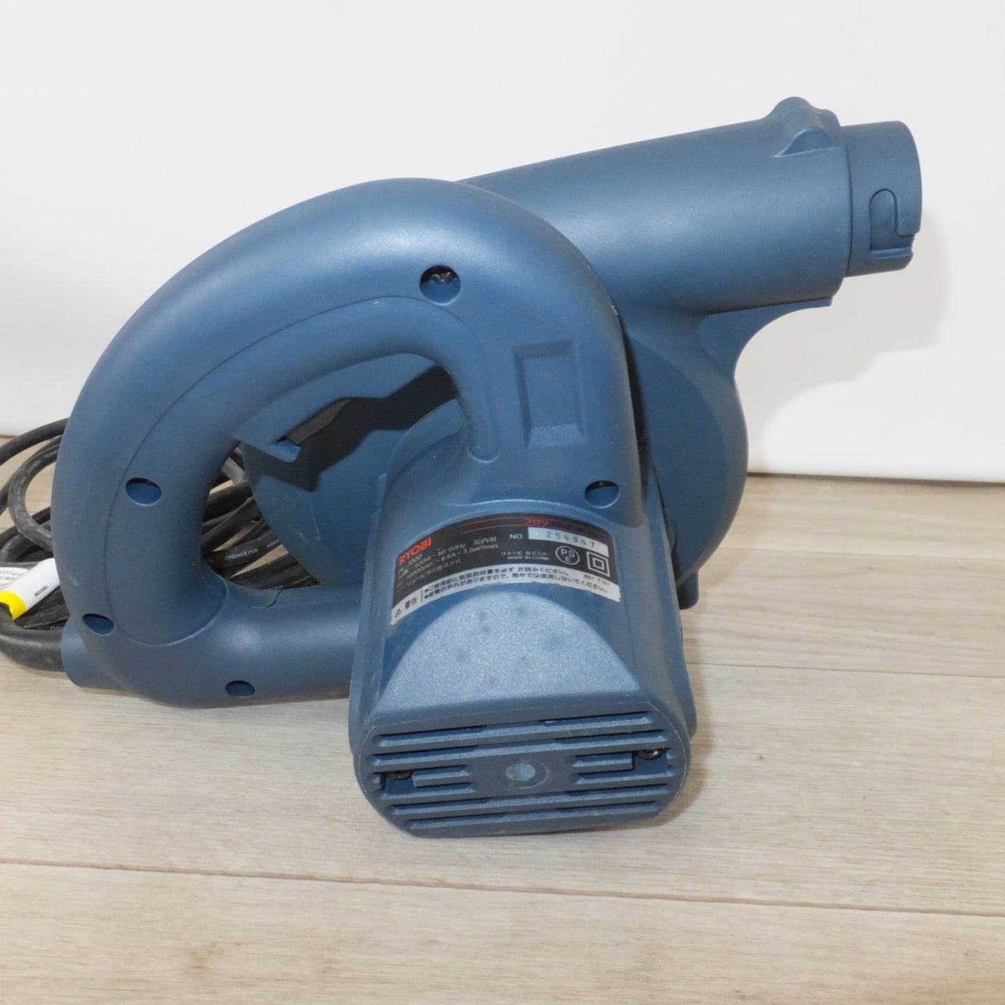 [送料無料] ★リョービ RYOBI ブロワ BL-3500 屋内用　100V 630W 50/60Hz 6.6A★