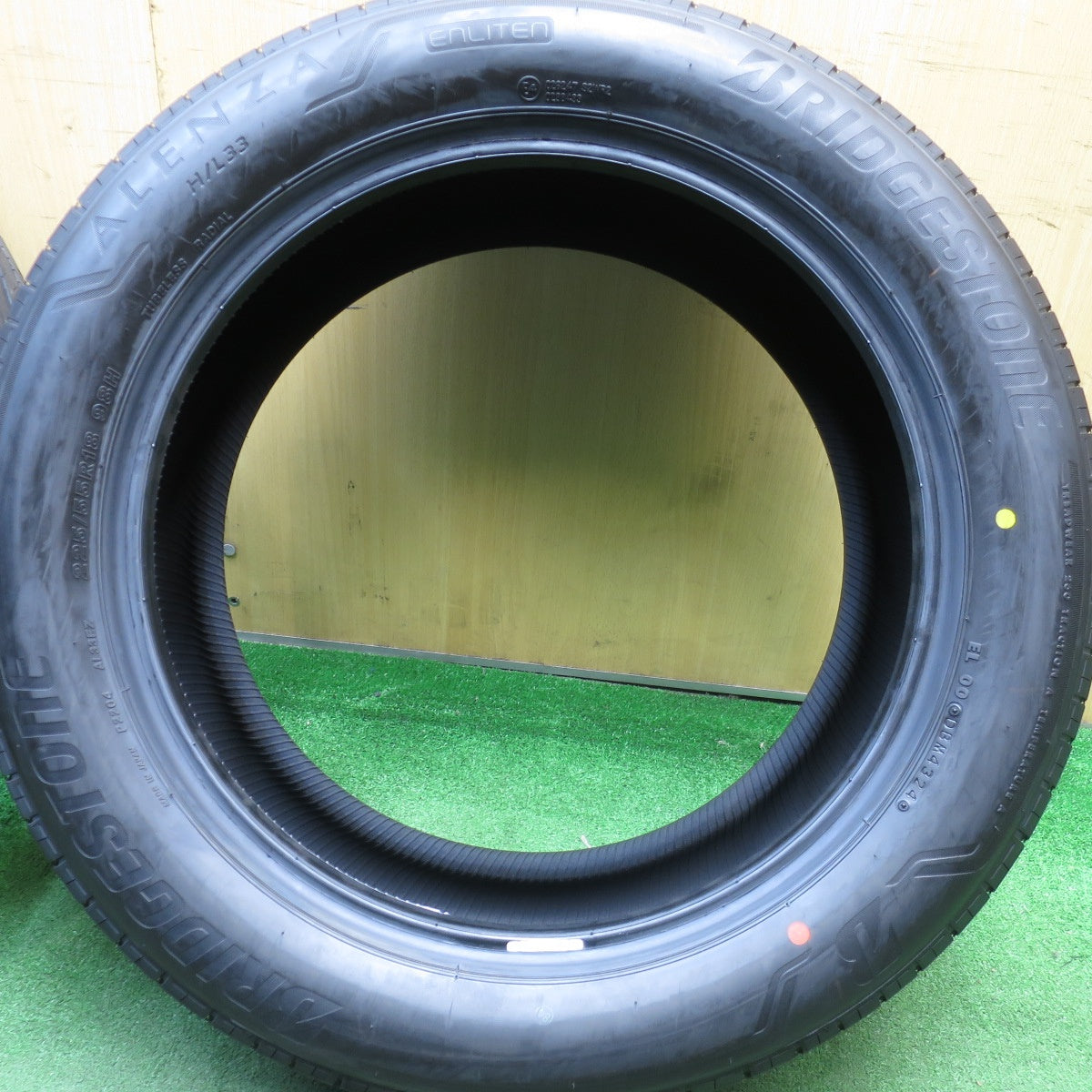 [送料無料] 新車外し！24年★225/55R18 ブリヂストン アレンザ H/L33 タイヤ 18インチ ZR-V デリカ エルグランド 等★5031107Hノタ