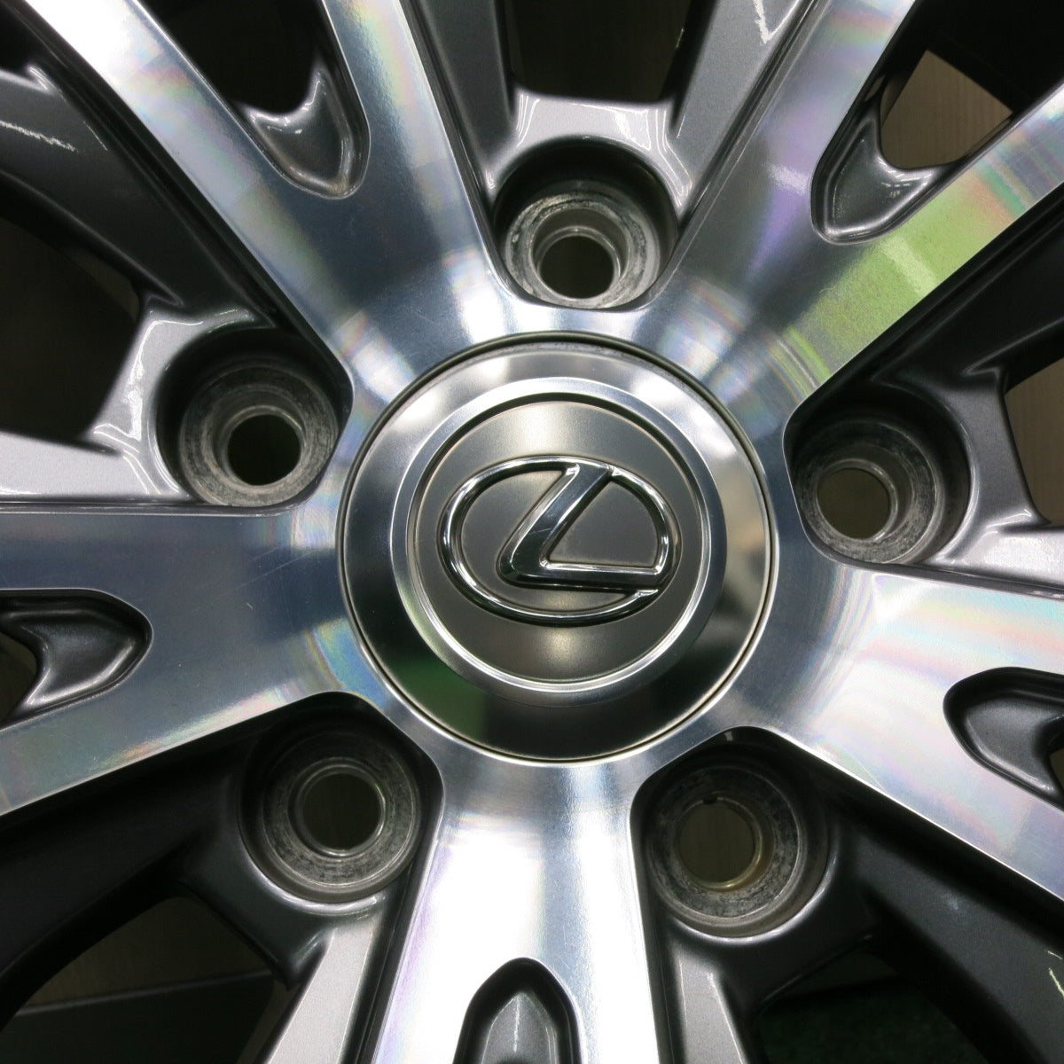 *送料無料* センサー付！バリ溝！綺麗！9.5分★レクサス LX570 純正 285/50R20 スタッドレス グッドイヤー アイスナビ SUV PCD150/5H★4041008TNス