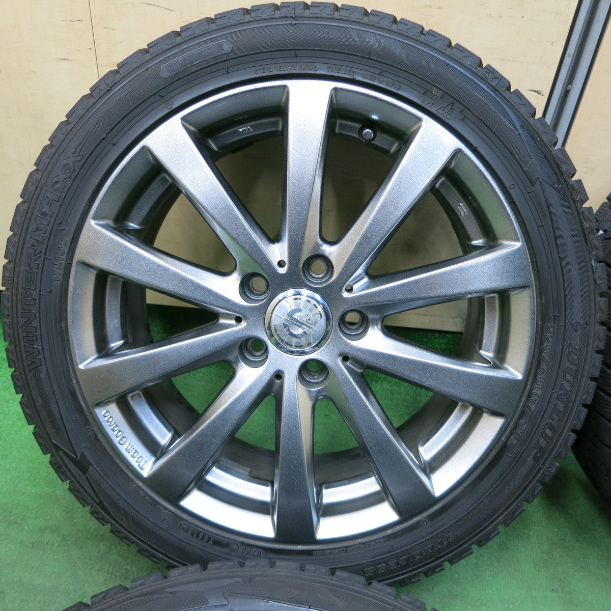 [送料無料] バリ溝！キレイ！9分★ワーゲン アウディ 等 225/45R17 スタッドレス ダンロップ ウインターマックス WM02 Team Sparco CRIMSON スパルコ クリムソン PCD112/5H★4112109SYス