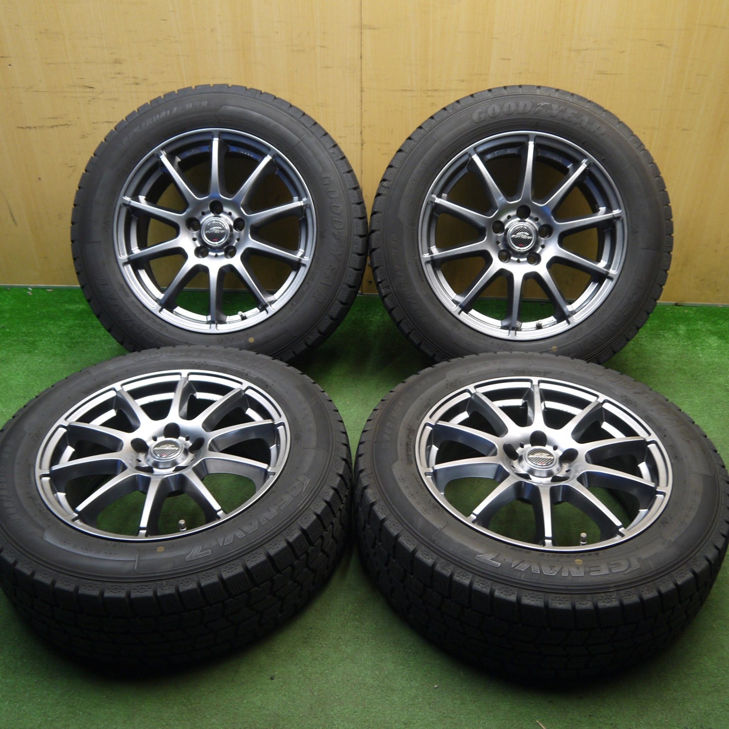 バリ溝！キレイ！9.5分★スタッドレス 225/60R17 グッドイヤー アイスナビ7 SCHNEIDER MiD シュナイダー 17インチ PCD114.3/5H★6032511Hス