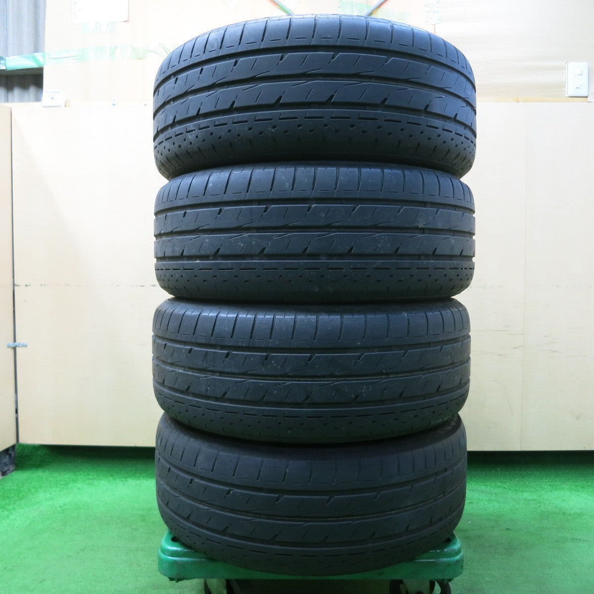 *送料無料* 4本価格★トヨタ 10系 アルファード 純正 225/55R17 ブリヂストン LUFT RV2 17インチ PCD114.3/5H★4033004イノ
