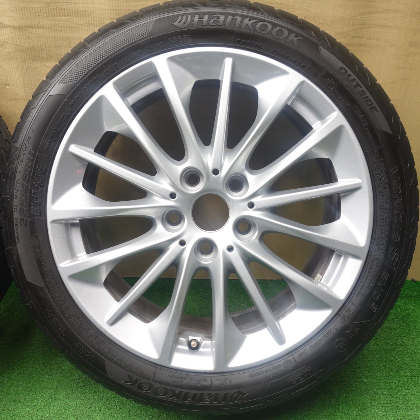 バリ溝！25年！9.5分★BMW 1シリーズ 2シリーズ F40 F44 純正 225/45R17 ハンコック ベンタス S1 evo3 RSC 17インチ PCD112/5H★6022802KTノ