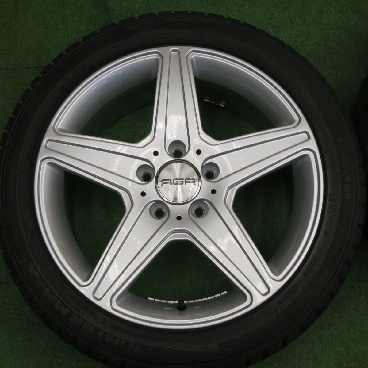 バリ溝！22年！キレイ！9.5分★ベンツ 等 AGA Burg 225/45R17 スタッドレス ダンロップ ウインターマックス WM02 17インチ ブルグ PCD112/5H★6030904NKス