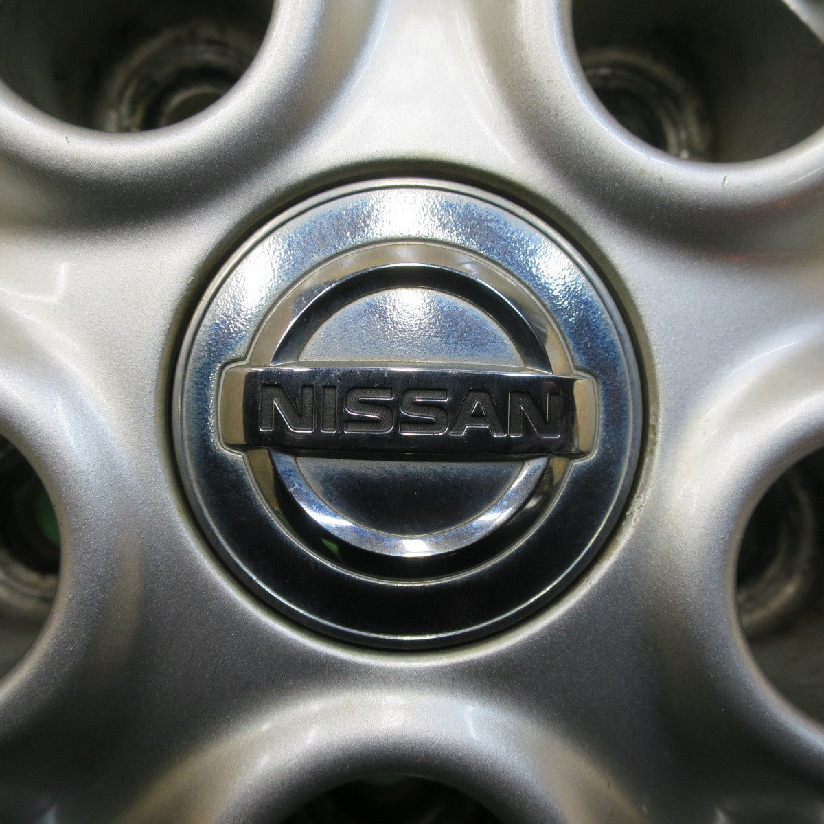[送料無料] バリ溝！22年！9.5分★日産 T31 エクストレイル 純正 215/60R17 スタッドレス ハンコック ウインター アイセプト IZ2A 17インチ PCD114.3/5H★5011512イス