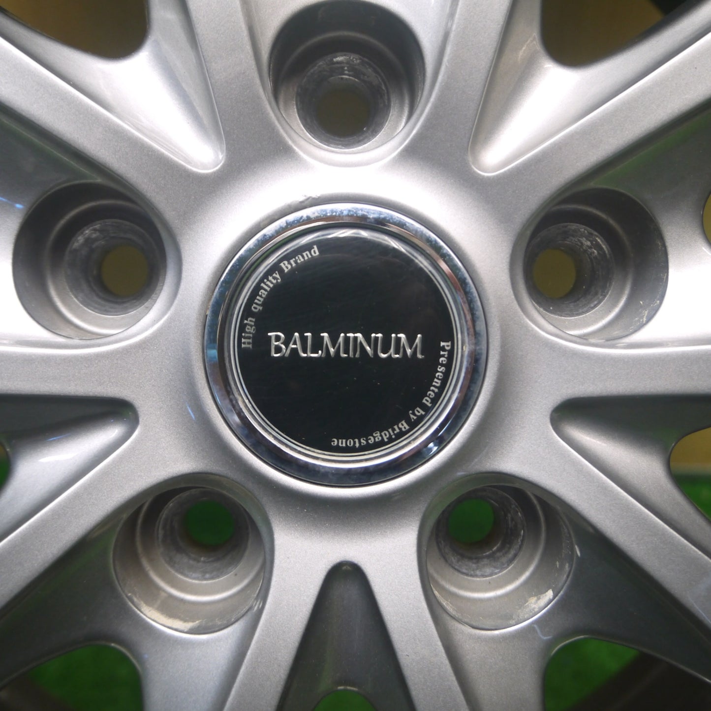 [送料無料] キレイ★スタッドレス 215/60R16 ブリヂストン ブリザック VRX BALMINUM バルミナ 16インチ PCD114.3/5H★4110603Hス