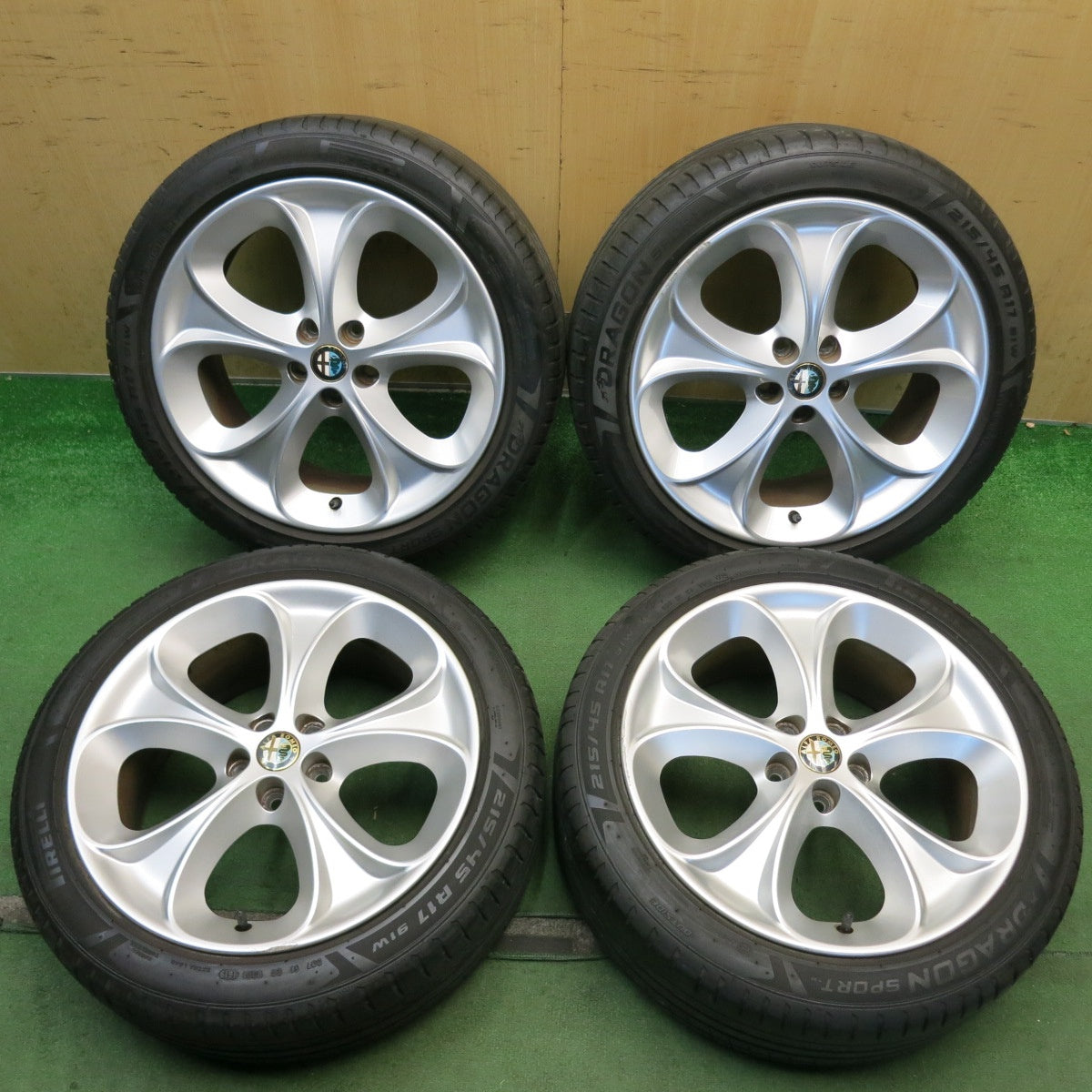 4本価格◎アルファロメオ 147 156 GT 純正 215/45R17 ピレリ ドラゴン スポーツ 17インチ PCD98/5H◎6073005HAノ