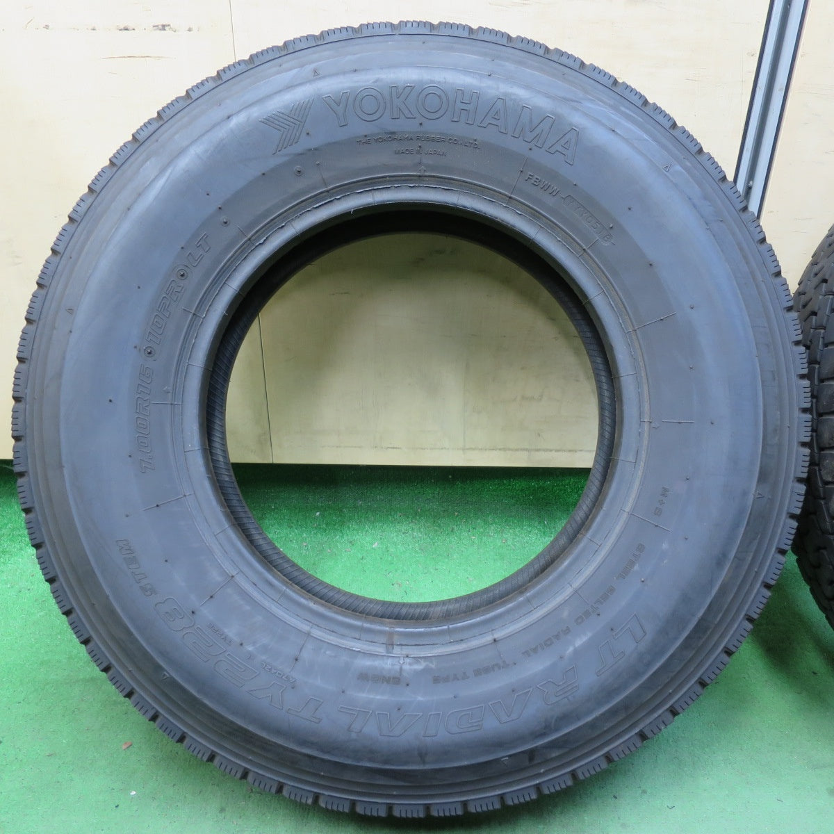 バリ溝！9分★トラック タイヤ 7.00R16 10PR ヨコハマ LT ラジアル TY228 STEM オールシーズン ミックス 16インチ★5062611イノタ