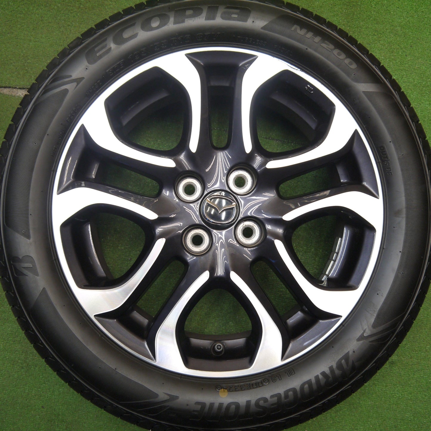 [送料無料] バリ溝！24年！キレイ！9分★マツダ2 純正 195/55R16 ブリヂストン エコピア NH200 16インチ PCD100/4H★5032101Hノ