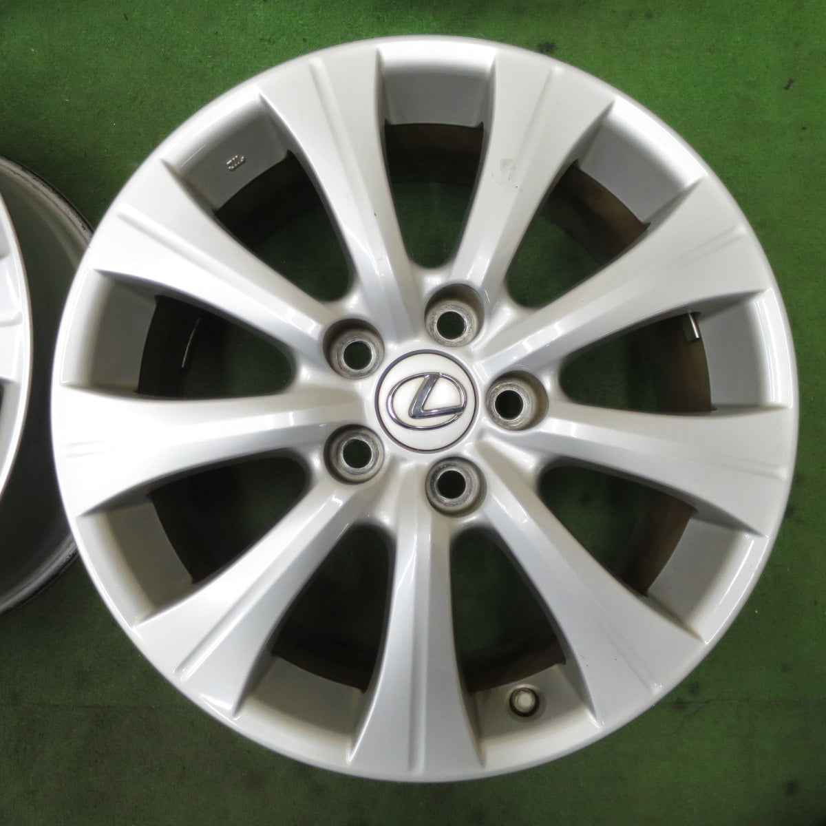 センサー付！キレイ★レクサス GS 純正 ホイール 17インチ 17×7.5J PCD114.3/5H★6052204NGホ