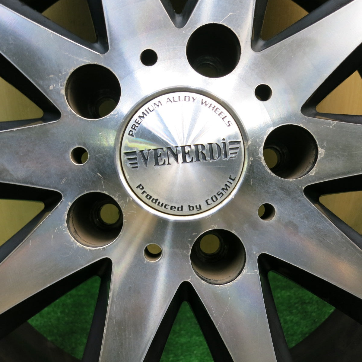 4本価格！21年★215/45R18 ピレリ ドラゴン スポーツ TM VENERDi COSMIC ヴェネルディ コスミック 18インチ PCD114.3/5H★5060604AKノ