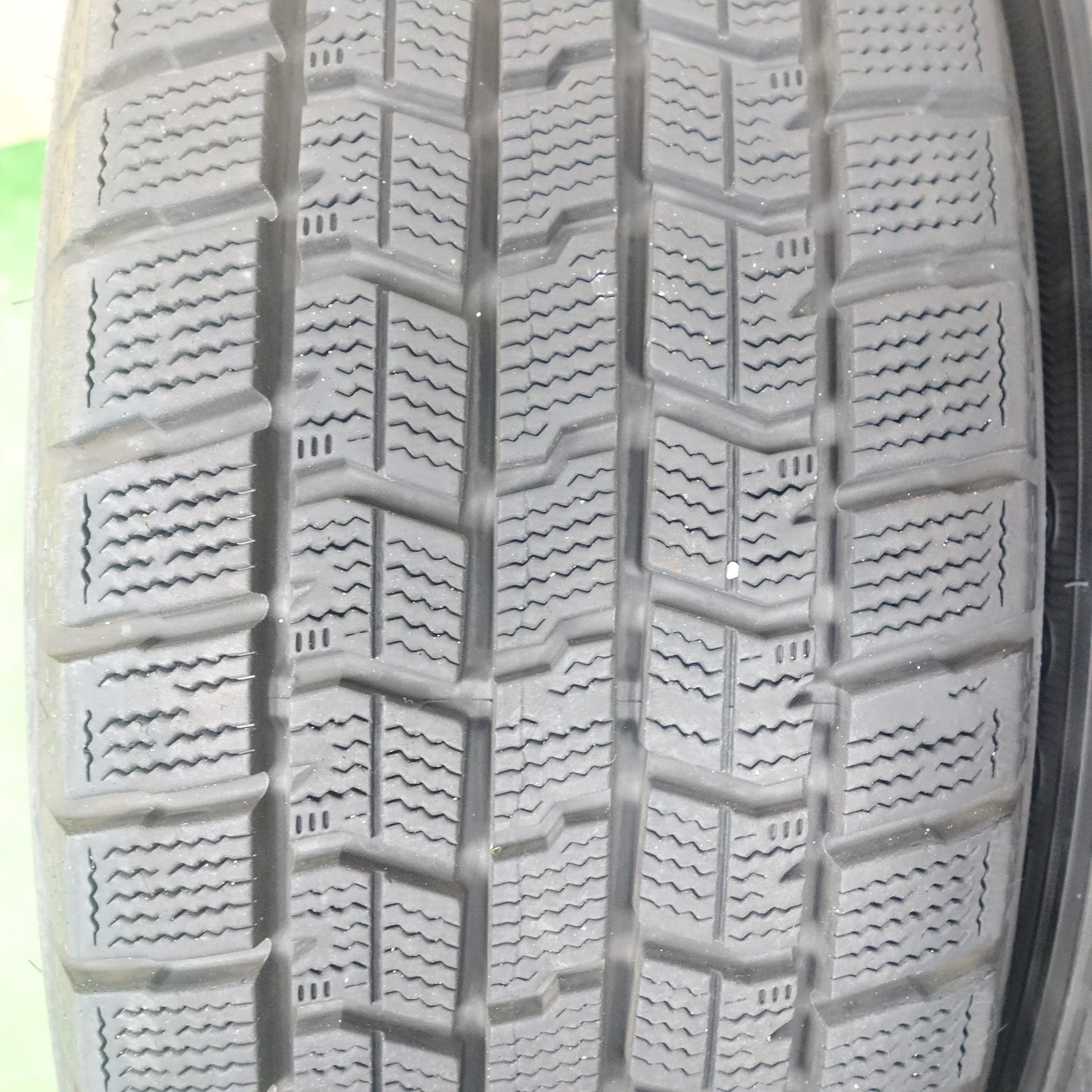 バリ溝！22年！キレイ！9.5分★プリウス 等 205/55R16 スタッドレス グッドイヤー アイスナビ7 ravrion RS01 ラブリオン 16インチ PCD100/5H★6030103KTス
