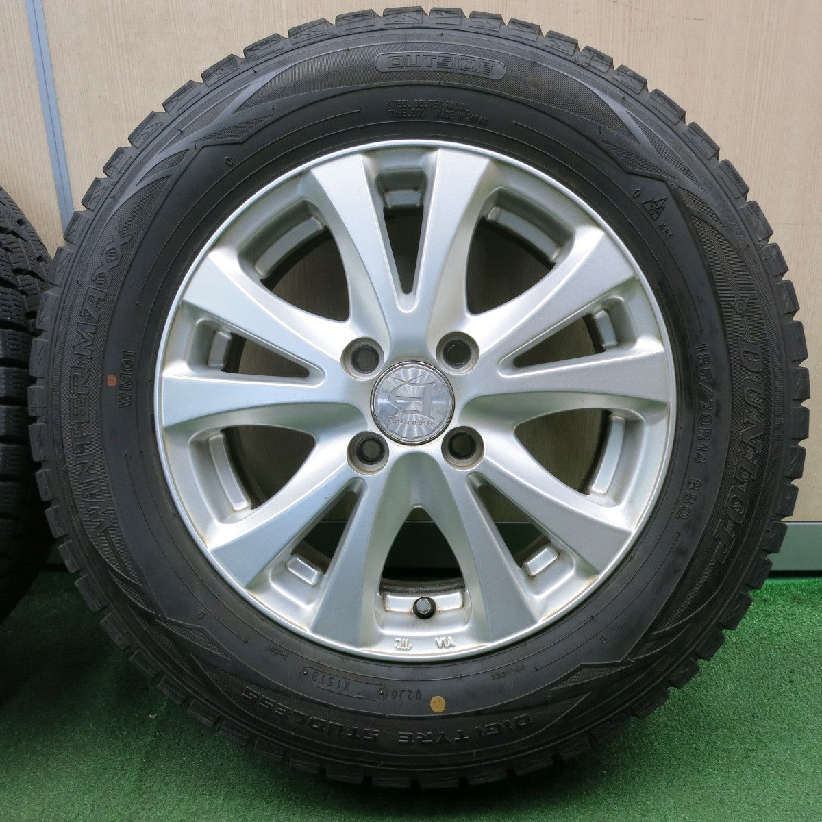 *送料無料* バリ溝！キレイ！9分★スタッドレス 185/70R14 ダンロップ ウインターマックス WM01 Aphrodite アフロディーテ 14インチ PCD100/4H★4063003NJス