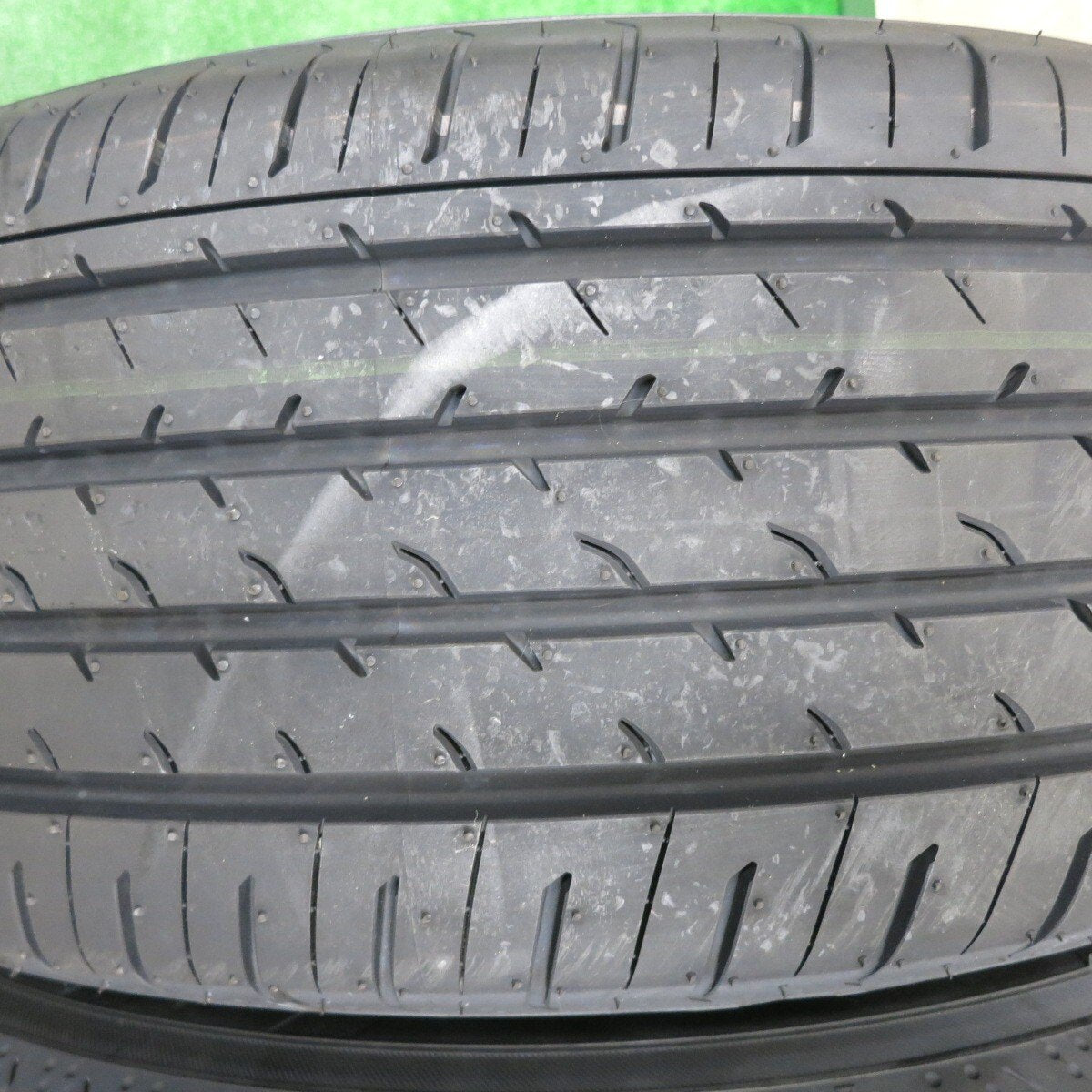 新車外し 24年★トヨタ 40系 アルファード ヴェルファイア 純正 225/60R18 ヨコハマ アドバン V03 PCD120/5H★4112701TNノ