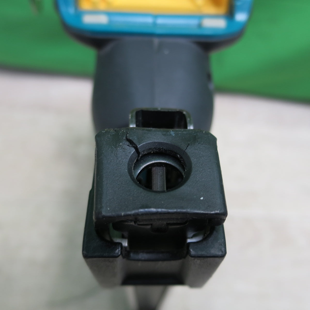 [送料無料] キレイ☆マキタ 充電式 タッカ ST420D 電動 工具 タッカー makita☆