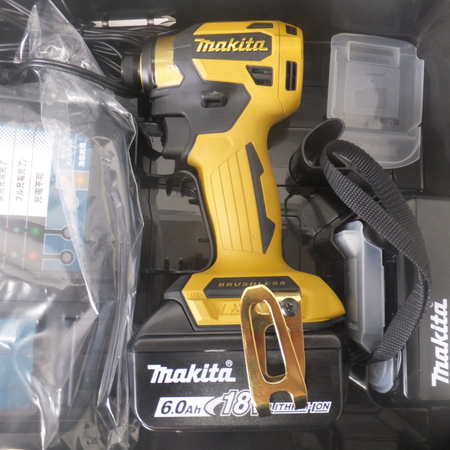 [送料無料] 未使用★マキタ makita 充電式インパクトドライバ TD173DGXPY 18V プレミアムイエロー LXT20周年記念カラー★