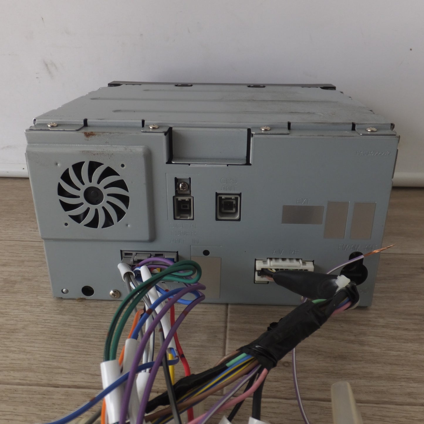 [送料無料] ★パナソニック Panasonic SSDカーナビステーション Strada CN-E330D(8)★