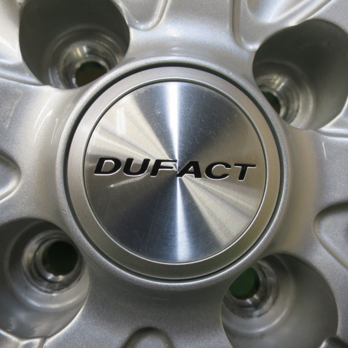 バリ溝！キレイ！ほぼ10分★スタッドレス 175/65R15 ダンロップ ウインターマックス 03 DUFACT デュファクト 15インチ PCD100/4H★5102406イス