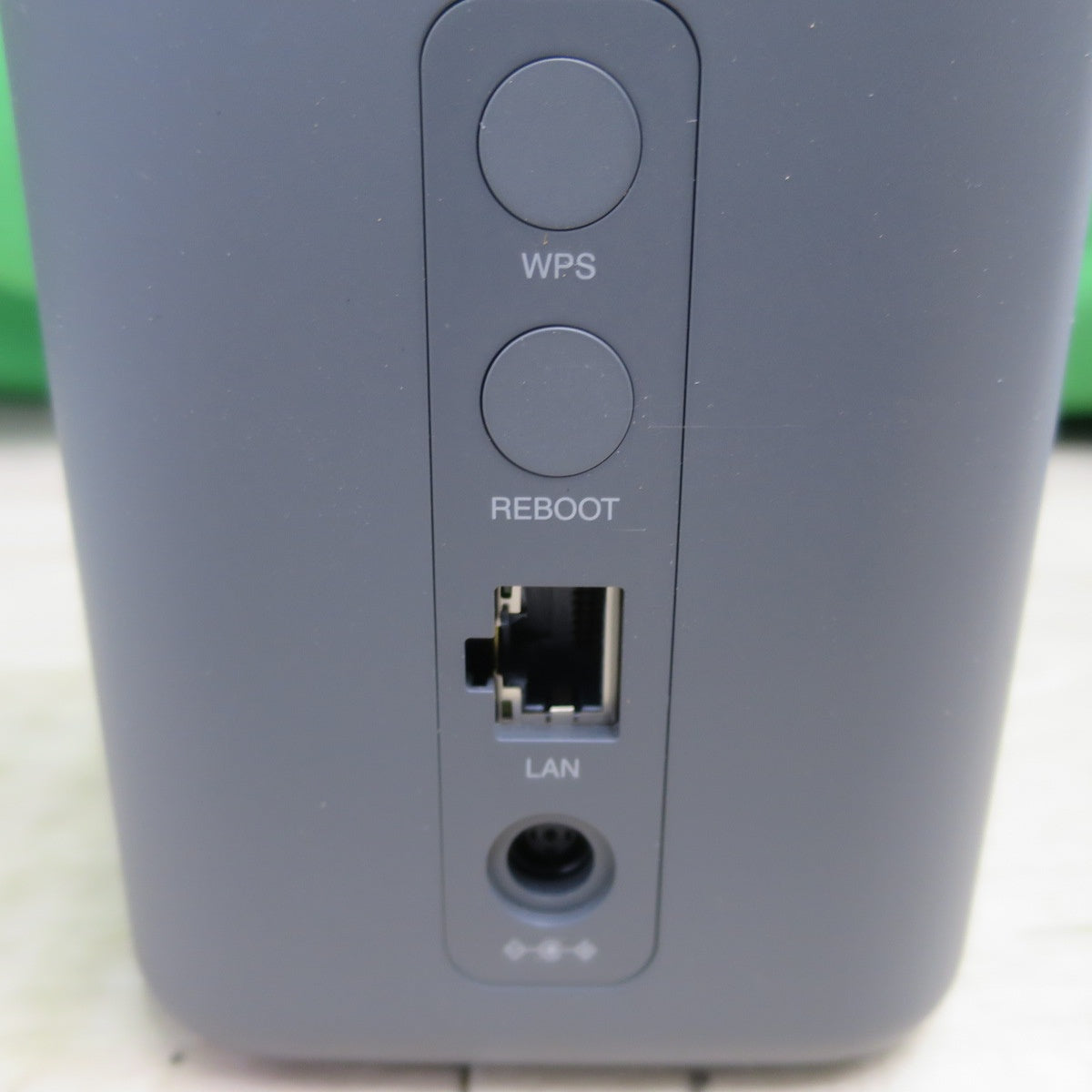 [送料無料] 美品☆NTT docomo ドコモ home 5G ホーム ルーター HR01 IMEI 判定○ Wi-Fi WIFI ダークグレー☆