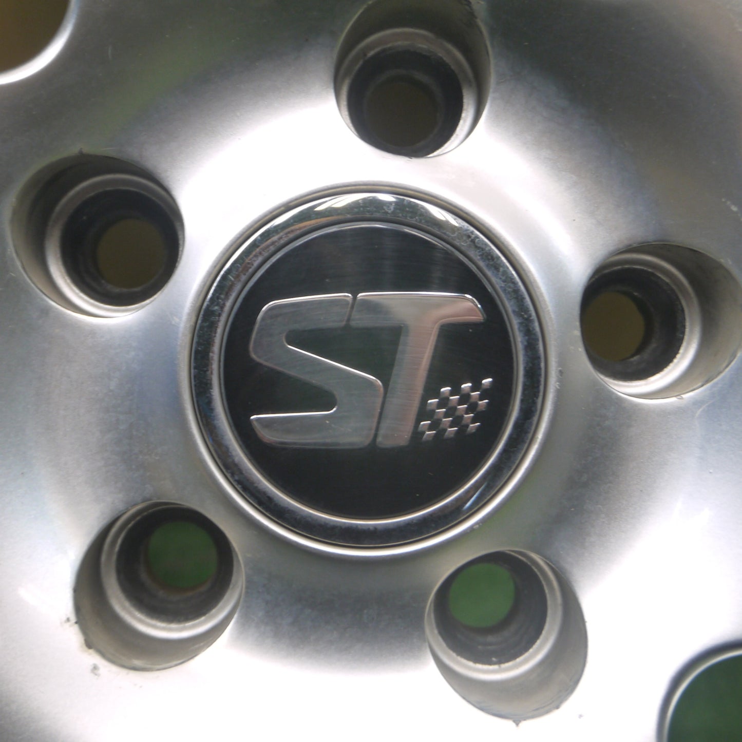 *送料無料* キレイ★ボルボ等 SPORT TECHNIC 205/55R16 スタッドレス グッドイヤー アイスナビ ZEA2 スポーツテクニック PCD108/5H★4052209Hス