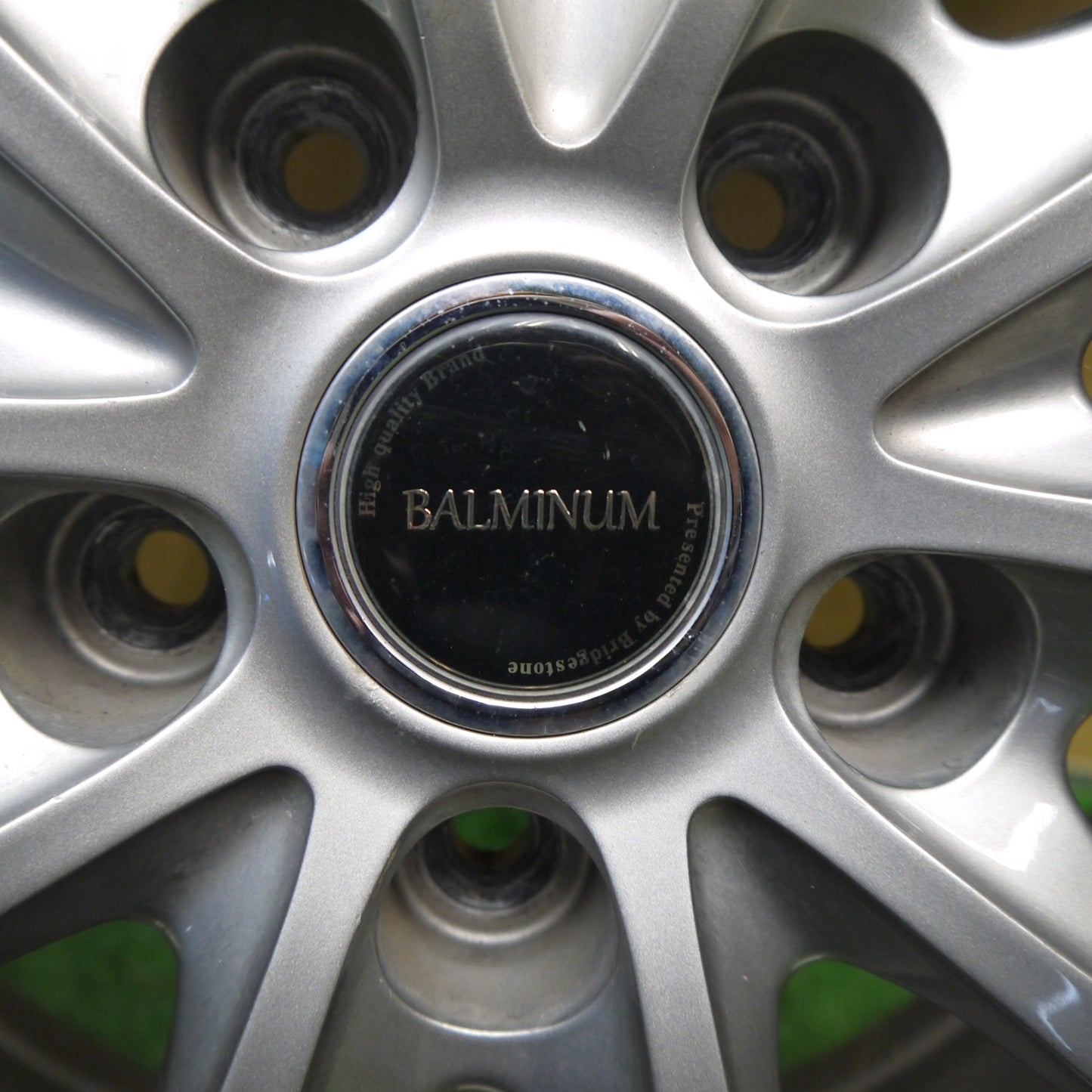 バリ溝！22年！キレイ！ほぼ10分★スタッドレス 215/50R17 ブリヂストン ブリザック VRX2 BALMINUM TR10 バルミナ 17インチ PCD114.3/5H★6020407Hス