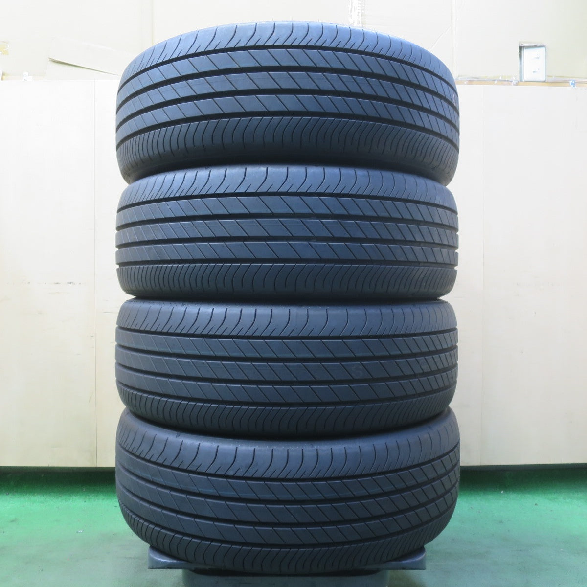 新車外し！26年◎215/55R18 ダンロップ e.SPORT MAXX eスポーツマックス タイヤ 18インチ CX-30 MPV 等◎6083120イノタ