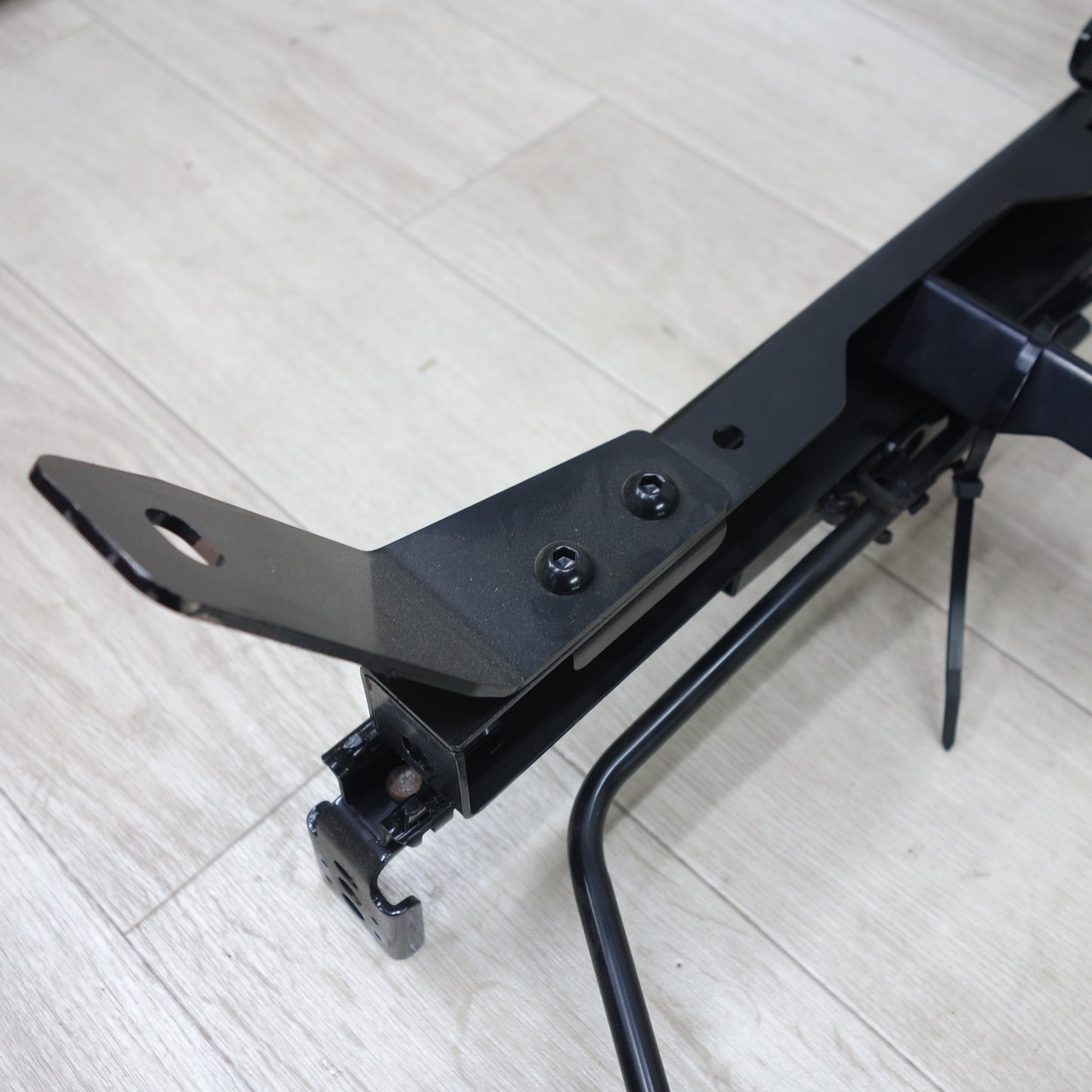 [送料無料] ◆RECARO インプレッサ GK GT シート レール 2086.005.2 右 側 運転席 レカロ◆