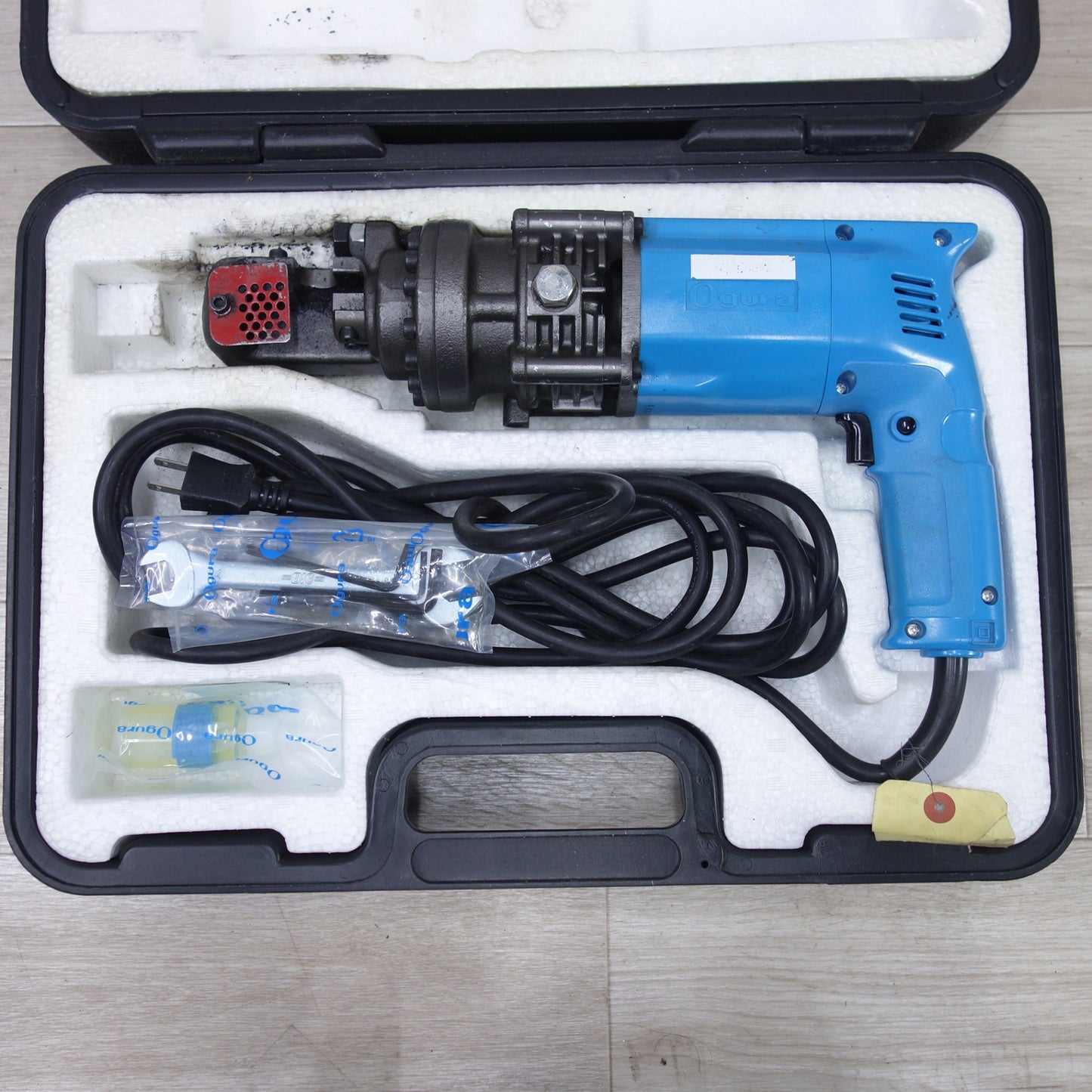 [送料無料] ◆オグラ 鉄筋 カッター 16mm HBC-316 電動 工具 切断機 切断 油圧式 コード式 Ogura 現状品◆
