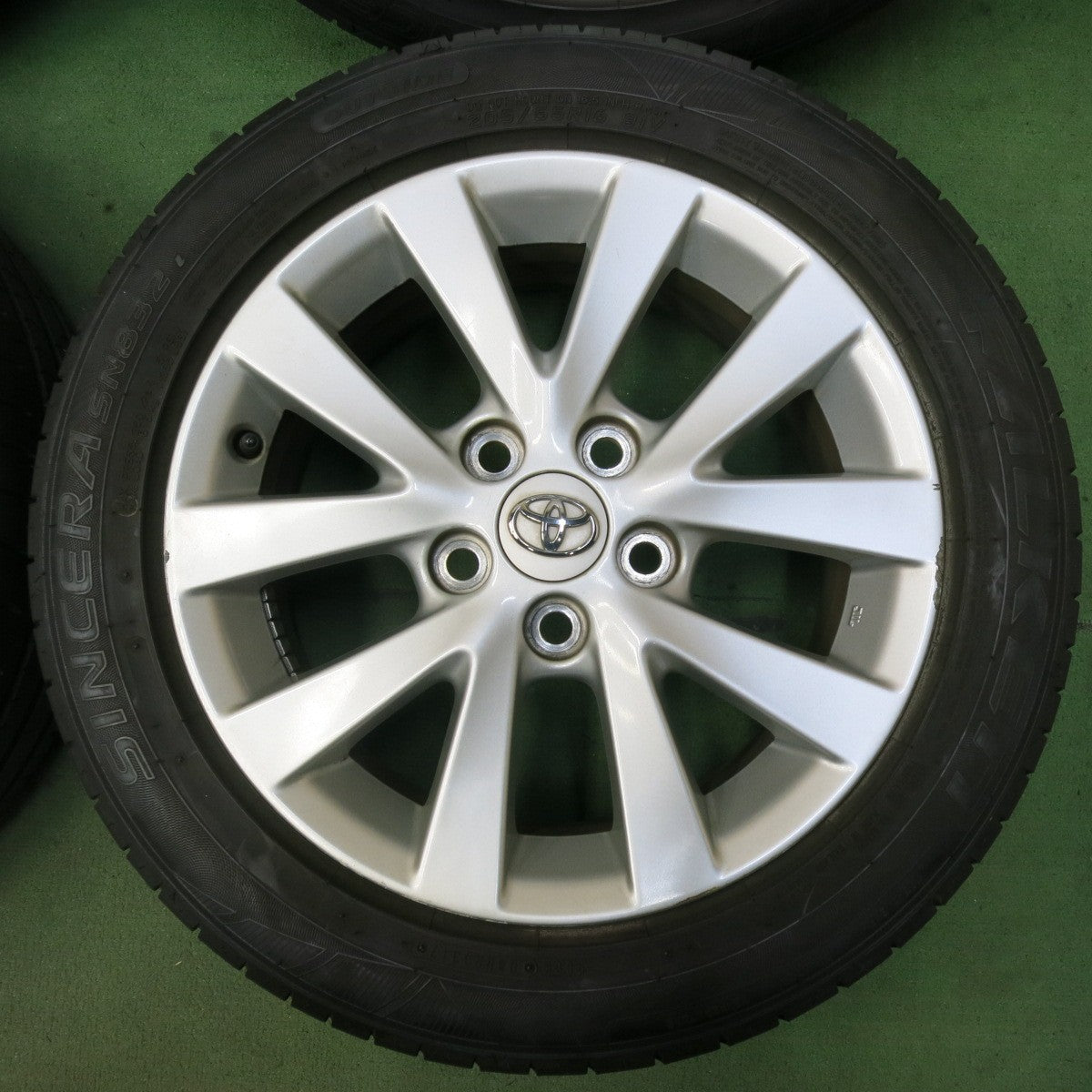 バリ溝！ほぼ10分★トヨタ アイシス 純正 205/55R16 ファルケン シンセラ SN832i 16インチ PCD114.3/5H★5062607SYノ