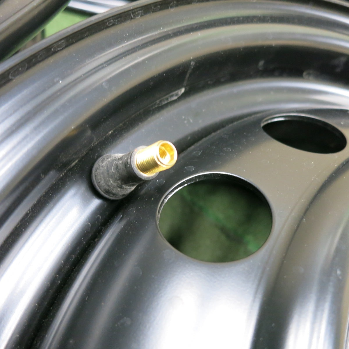 *送料無料* 新車外し★トヨタ ヤリス 純正 スチール ホイール 15インチ 15×6J PCD100/4H★4060806HAホ