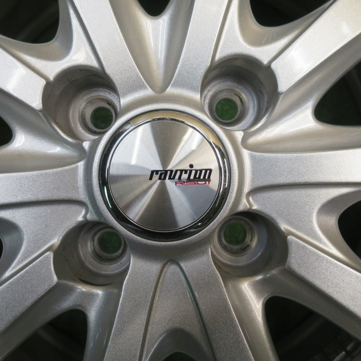 バリ溝！24年！キレイ！ほぼ10分★スタッドレス 165/65R14 グッドイヤー アイスナビ7 ravrion RS01 ラブリオン 14インチ ソリオ ハスラー 等 PCD100/4H★5110705NJス