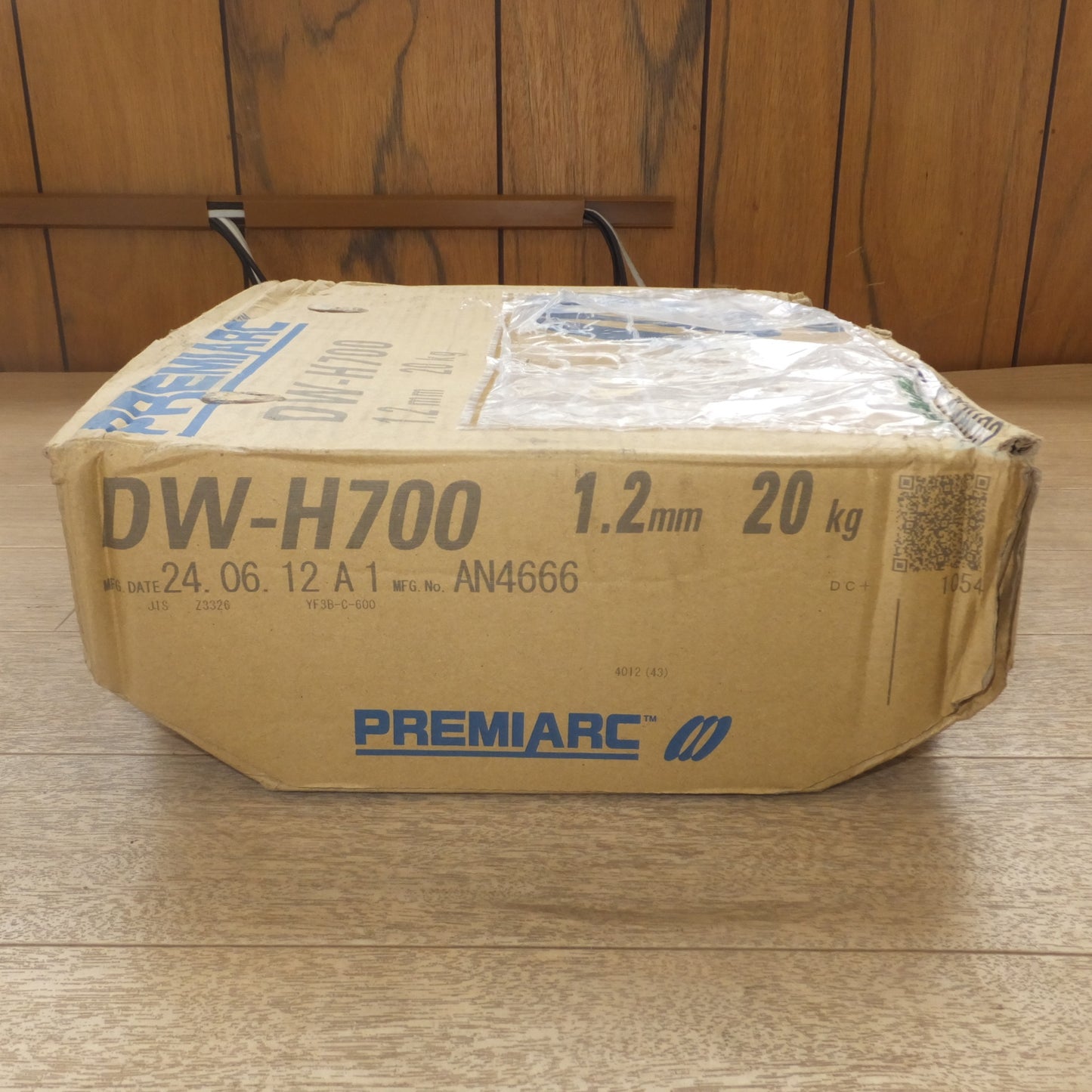 [送料無料] 未使用★神戸製鋼所 コベルコ KOBELCO PREMIARC 硬化肉盛溶接用フラックス入りワイヤ DW-H700 1.2mm 20kg(2)★
