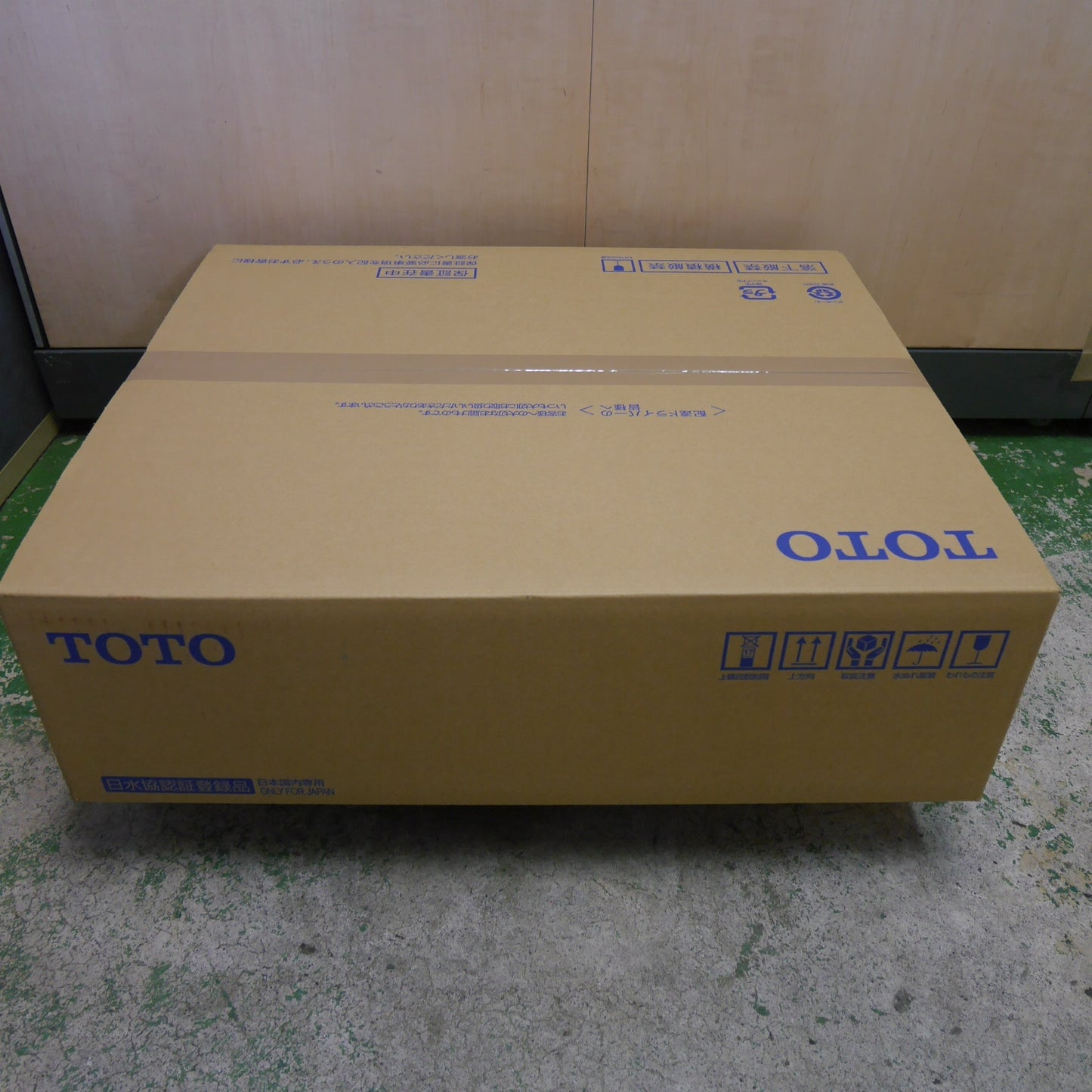 [送料無料] 未使用☆TOTO ウォシュレット SS1 TCF6624 #NW1 シート タイプ 温水 洗浄 便座 トートー☆