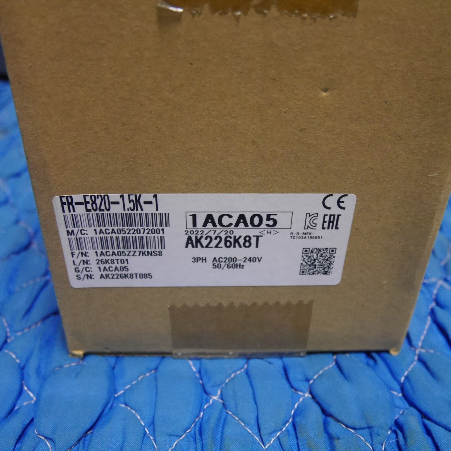 [送料無料] 未使用☆三菱 インバーター FR-E820-1.5K-1 MITSUBISHI 200V☆
