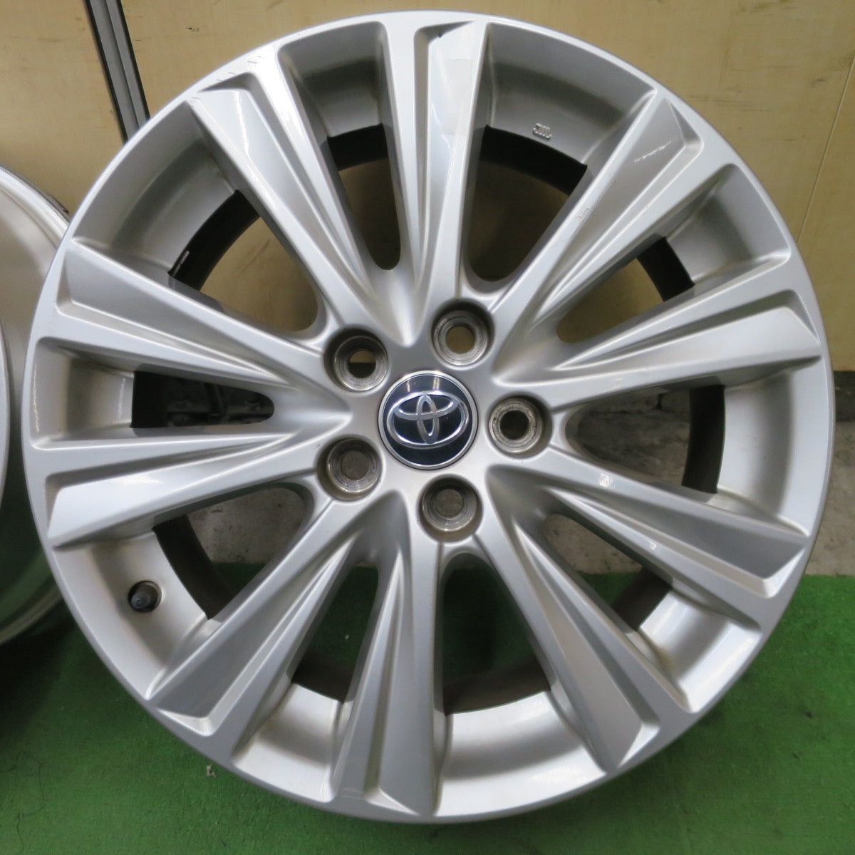 4本価格◎トヨタ 30系 アルファード ヴェルファイア 純正 ホイール 18インチ 18×7.5J PCD114.3/5H◎6081202NGホ