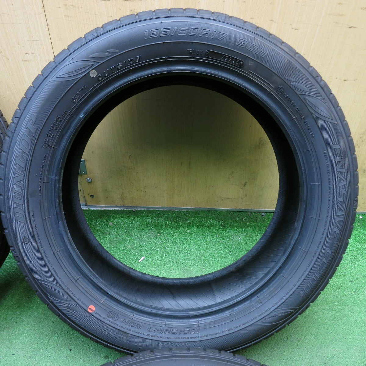 新車外し！26年◎195/60R17 ダンロップ エナセーブ EC300+ タイヤ 17インチ ライズ ロッキー 等◎6091103KKノタ
