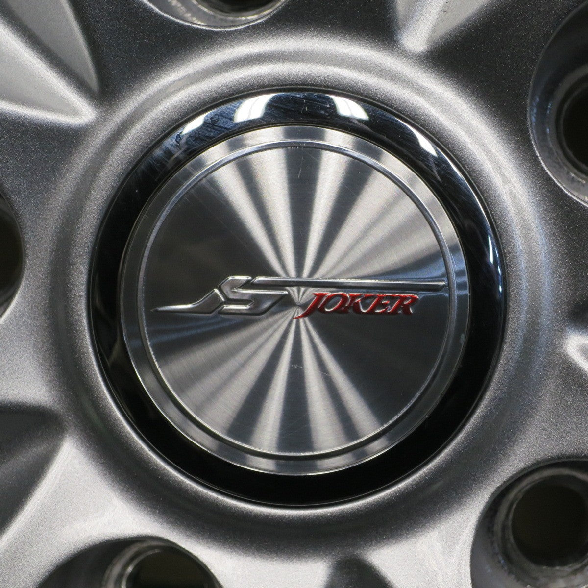 バリ溝！24年！キレイ！ほぼ10分★スタッドレス 215/60R17 グッドイヤー アイスナビ7 JOKER ジョーカー 17インチ PCD114.3/5H★5121002NKス