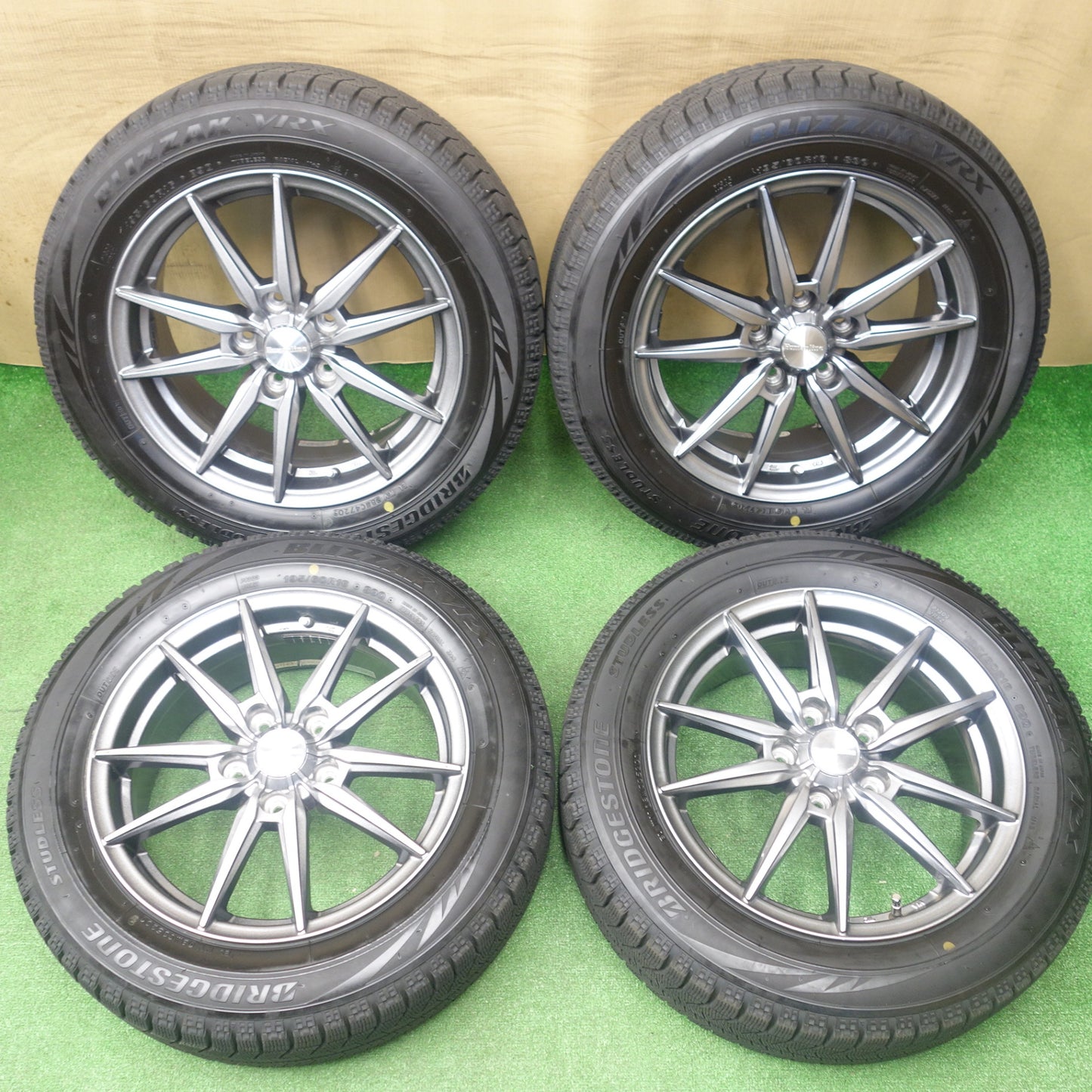 バリ溝！キレイ！9.5分★スタッドレス 195/60R16 ブリヂストン ブリザック VRX Humanline ヒューマンライン 16インチ PCD114.3/5H★6020103KTス
