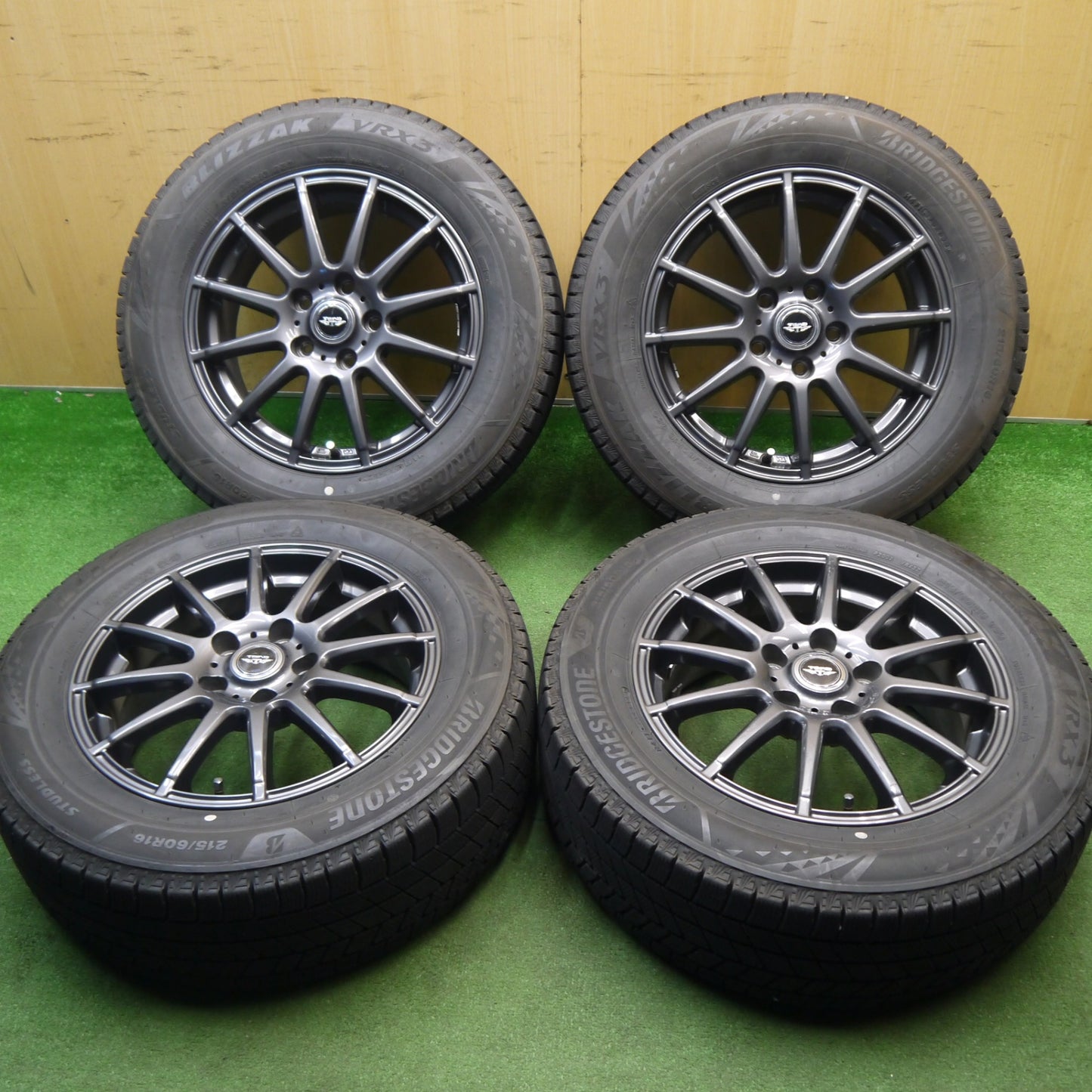バリ溝！23年！9.5分★スタッドレス 215/60R16 ブリヂストン ブリザック VRX3 TEAD テッド 16インチ PCD114.3/5H★6030207Hス