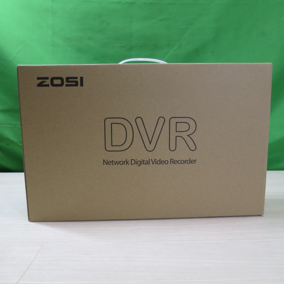 ●複数在庫有●[送料無料] 未使用☆ゾシ ZOSI 防犯 カメラ セット (8台カメラ＋DVR 録画機) 8FN-261W8-00-JP / 4AK-2612B-W-JP 4個入り ×2箱 / 1AR-08FN00-JP☆
