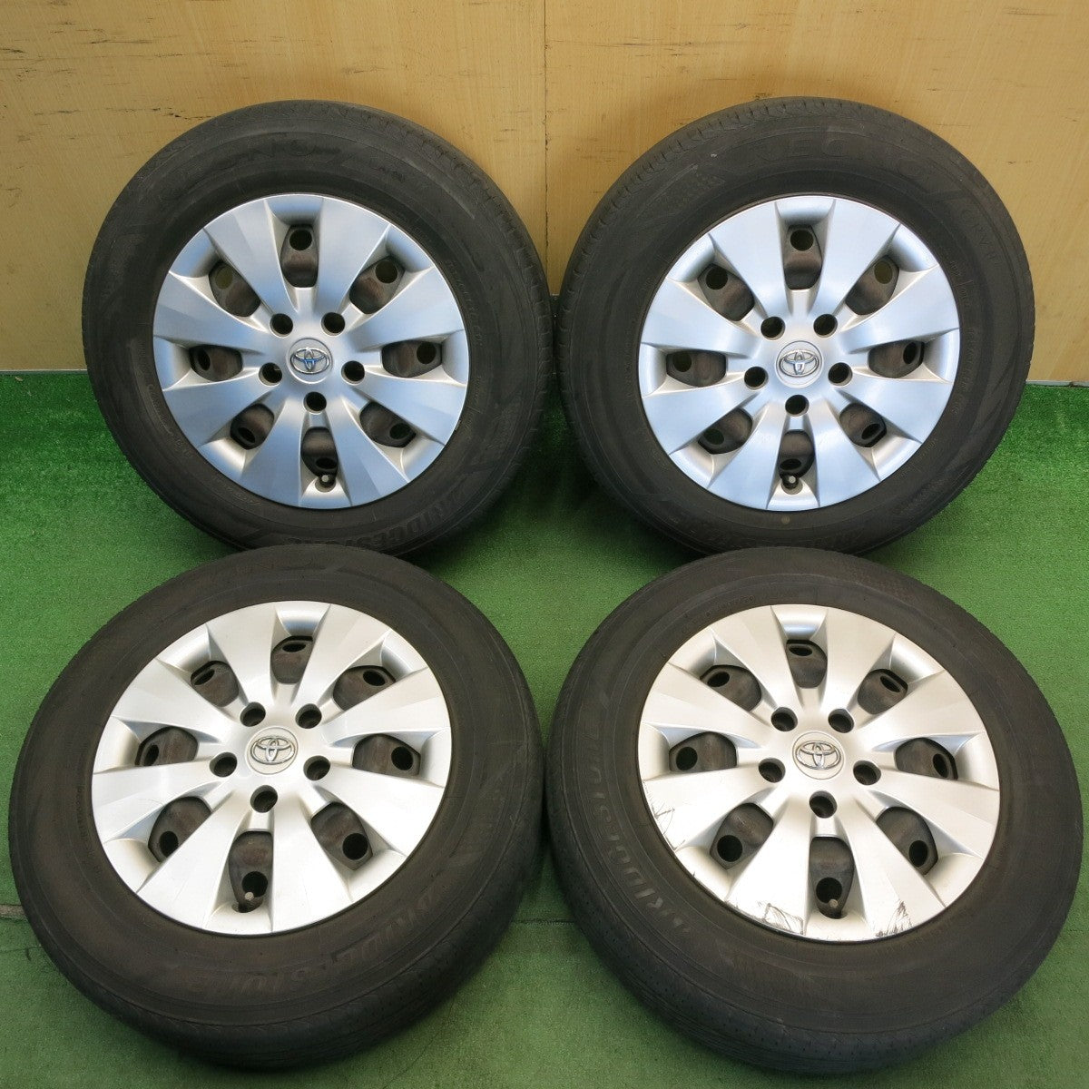 バリ溝！22年！8.5分★トヨタ 70系 ノア ヴォクシー 純正 スチール 195/65R15 ブリヂストン レグノ GRV2 15インチ PCD114.3/5H★6051410HAノ