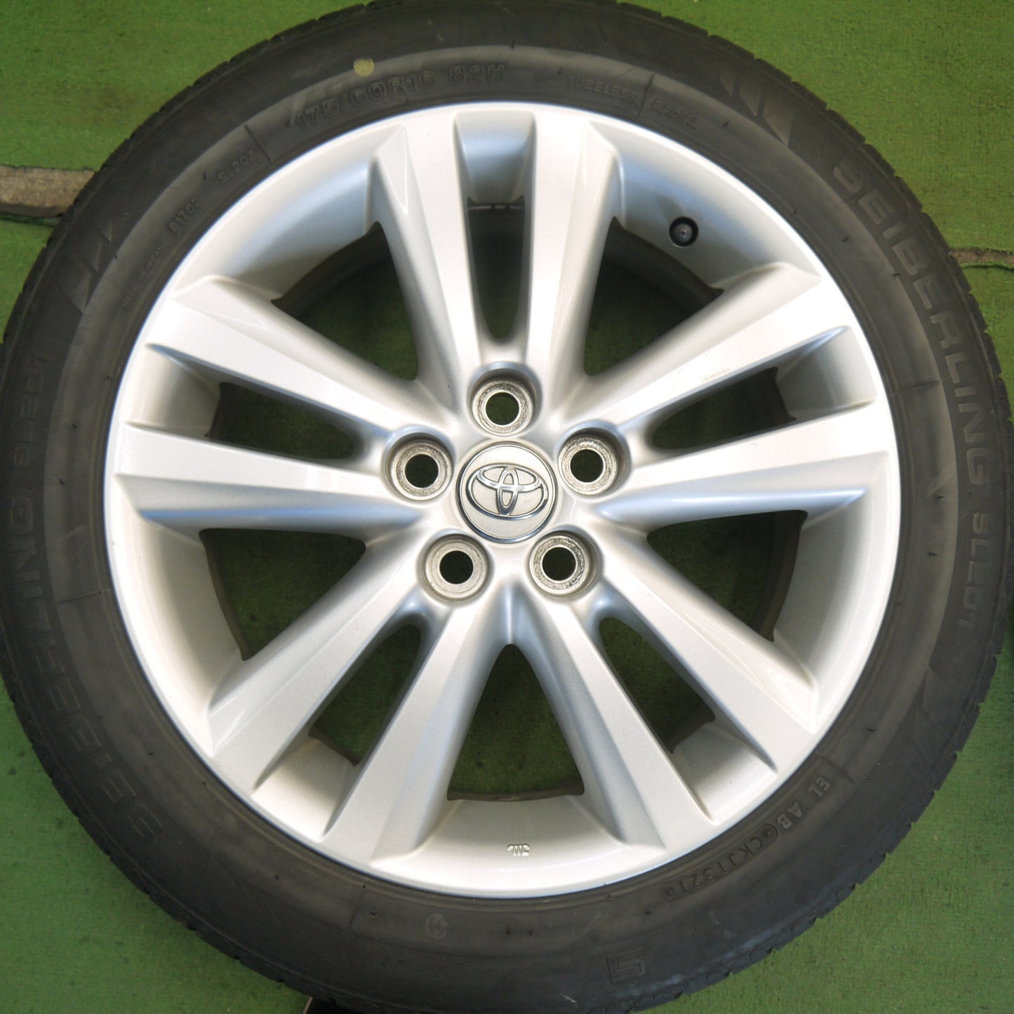 4本価格◎トヨタ 20系 ウィッシュ 純正 175/60R16 セイバーリング SL201 16インチ PCD100/5H◎6070708Hノ